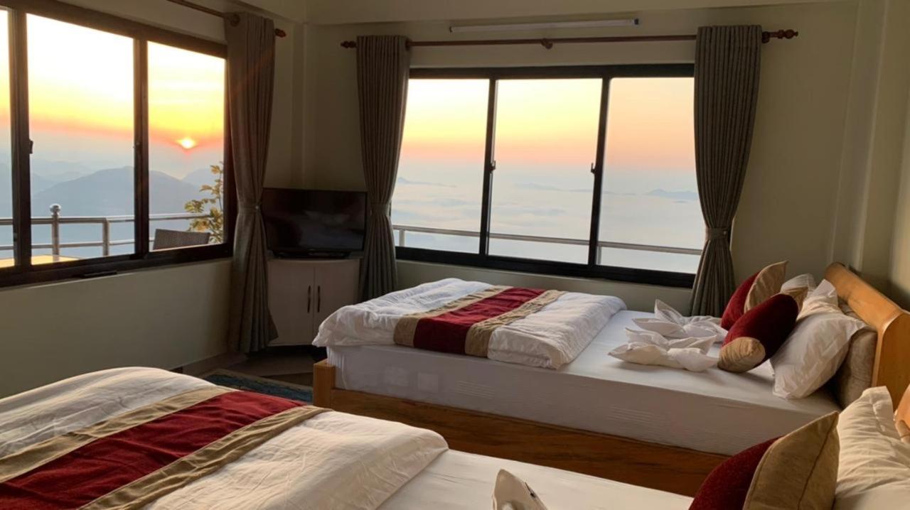 Hotel Pristine Himalaya Pokhara Bagian luar foto