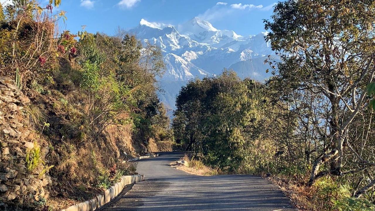 Hotel Pristine Himalaya Pokhara Bagian luar foto