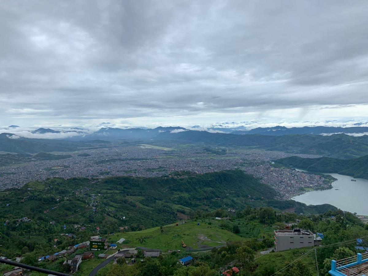 Hotel Pristine Himalaya Pokhara Bagian luar foto