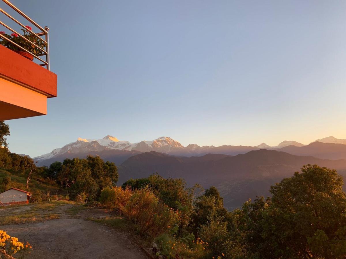 Hotel Pristine Himalaya Pokhara Bagian luar foto